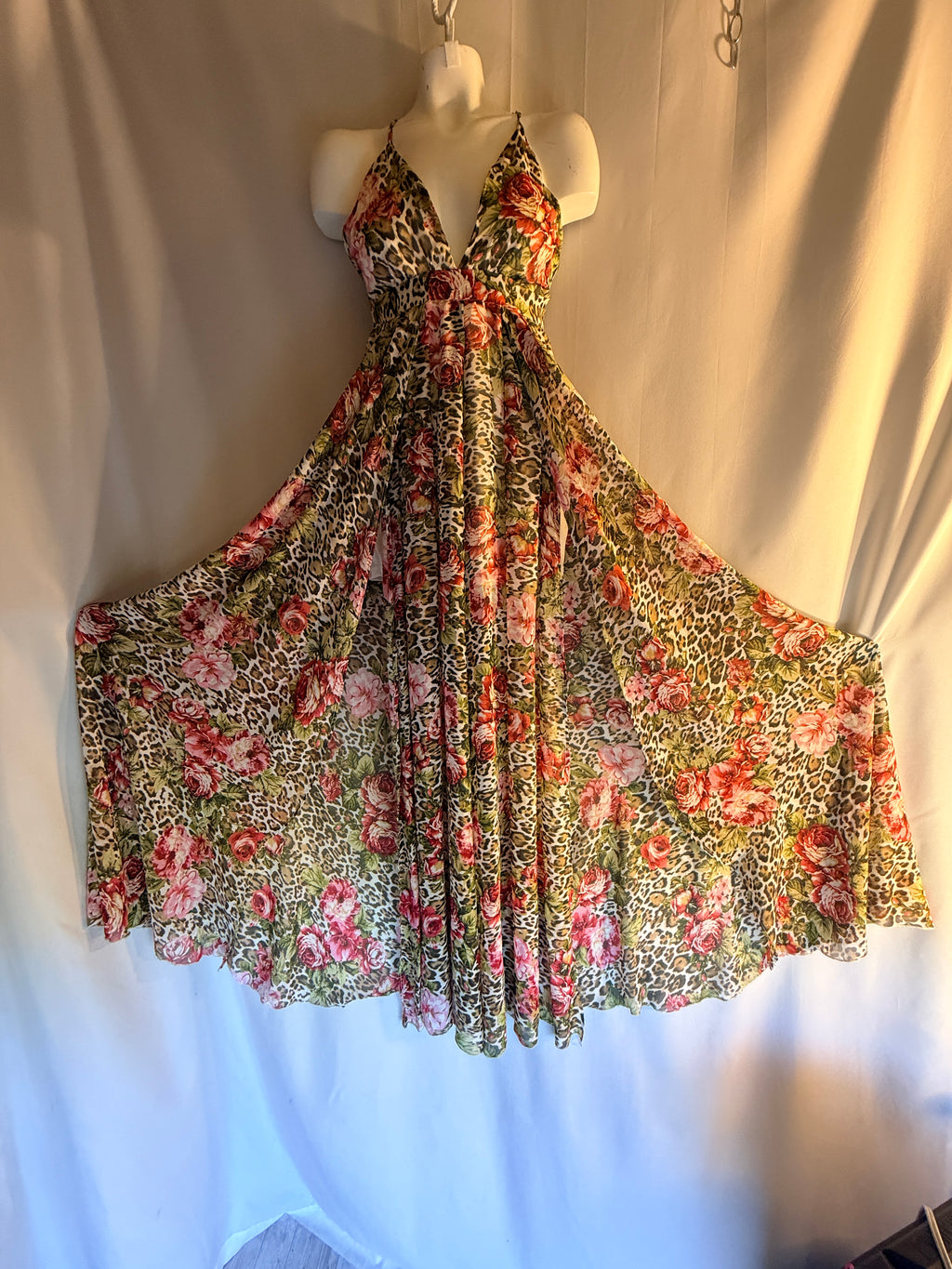 Wildly Beautiful — Windsor Floral Leopard Maxi Dress | Size Small