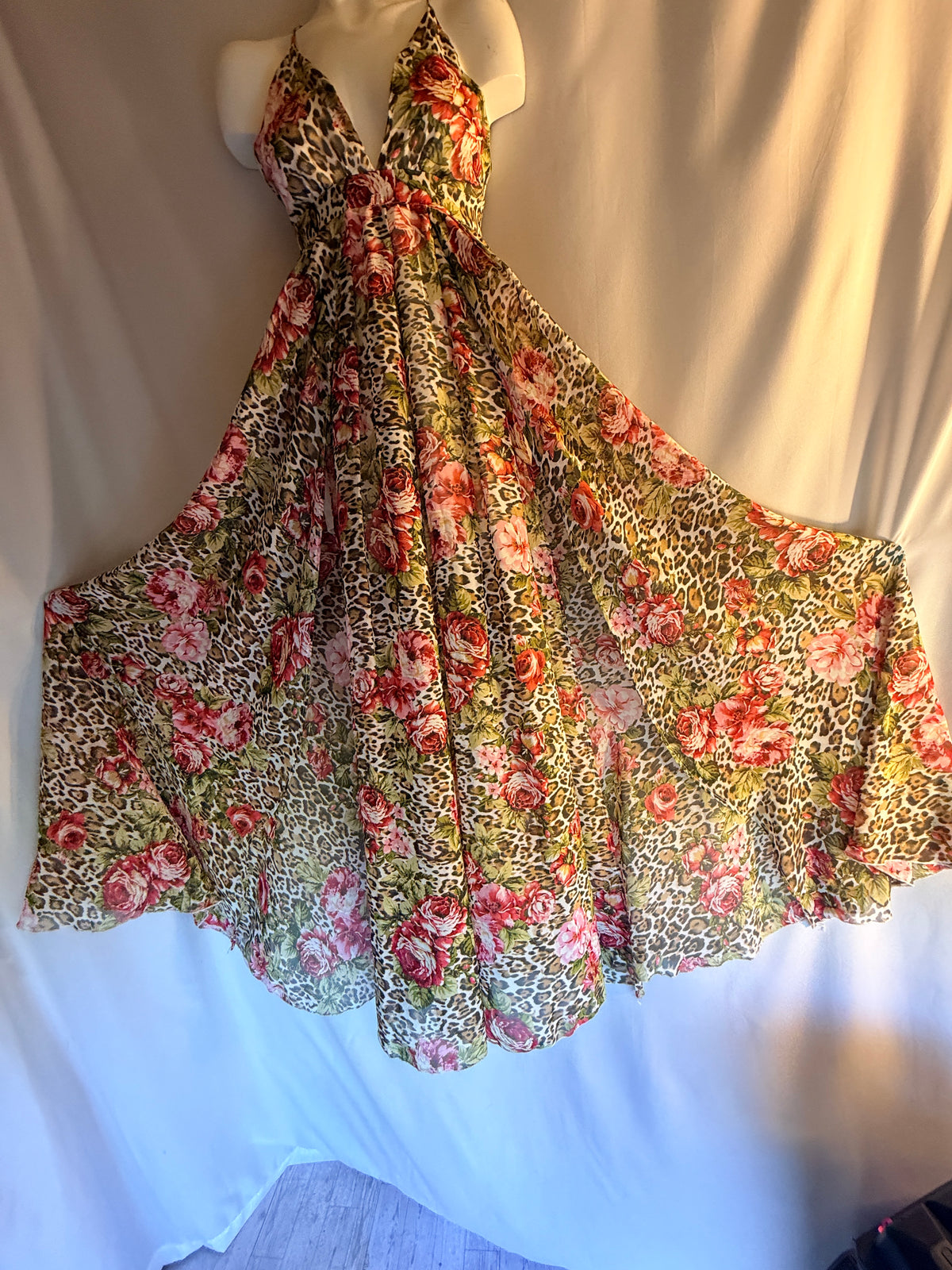 Wildly Beautiful — Windsor Floral Leopard Maxi Dress | Size Small